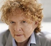 _Mick-Hucknall-apologises-for-shagging-3000-women-